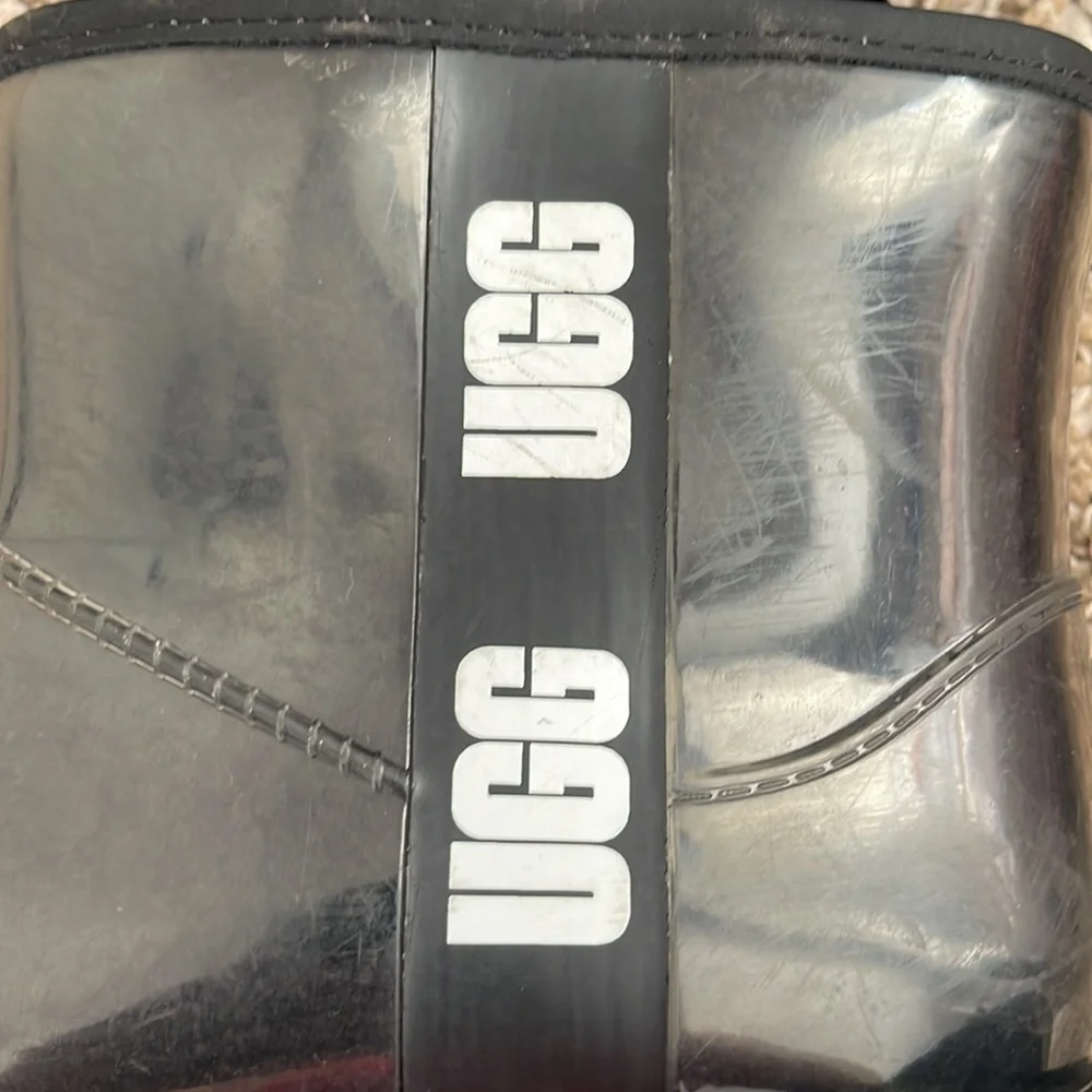UGG Classic Boot Clear Mini Waterproof Size 5 Black - Picture 13 of 14